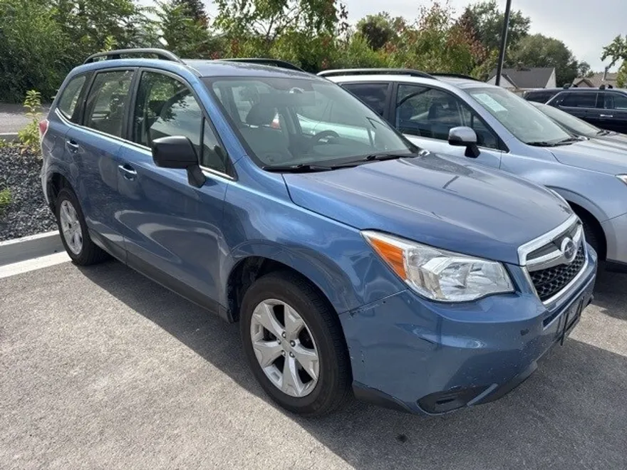 2016 Subaru Forester 2.5i photo 1