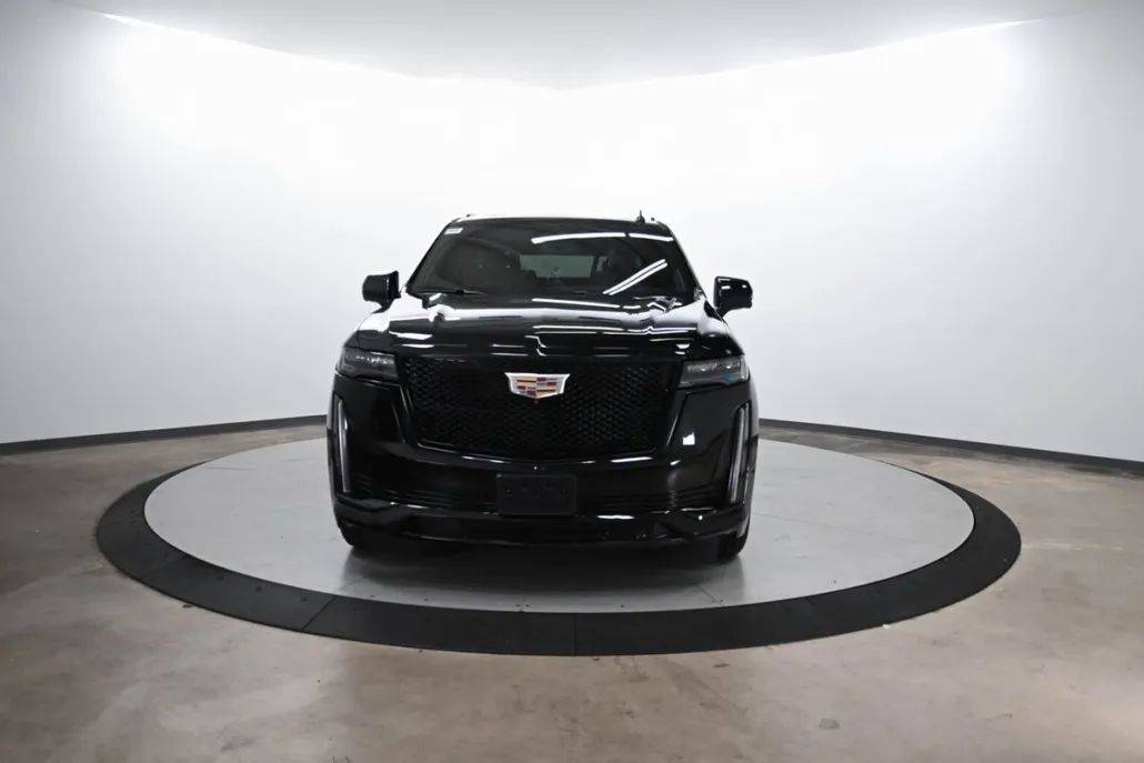 2022 Cadillac Escalade Sport Platinum photo 1