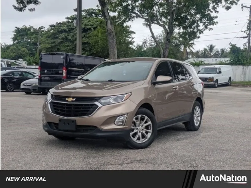 2018 Chevrolet Equinox LT photo 1