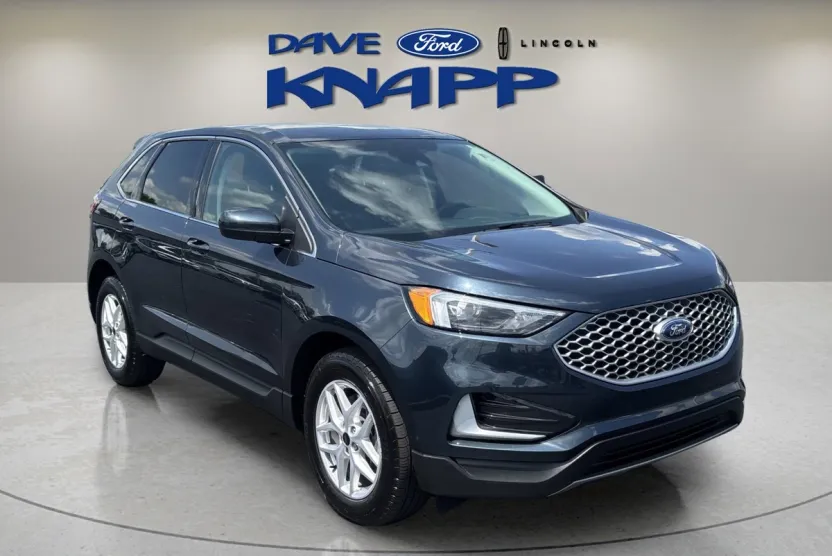 2023 Ford Edge SEL photo 1