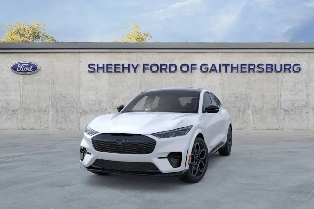 2024 Ford Mustang Mach-E GT photo 1