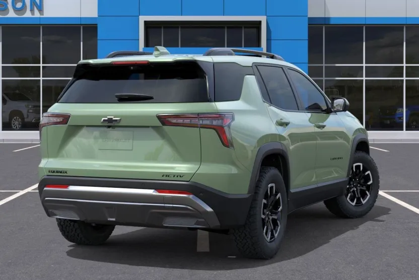 2026 Chevrolet Equinox ACTIV photo 1