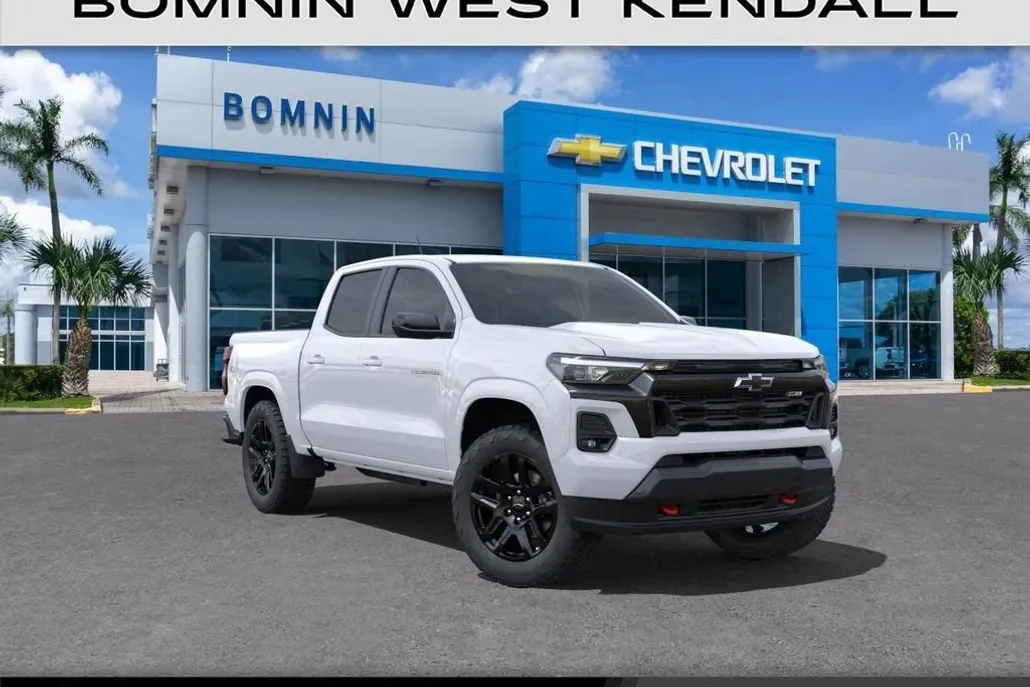 2025 Chevrolet Colorado Z71 photo 1