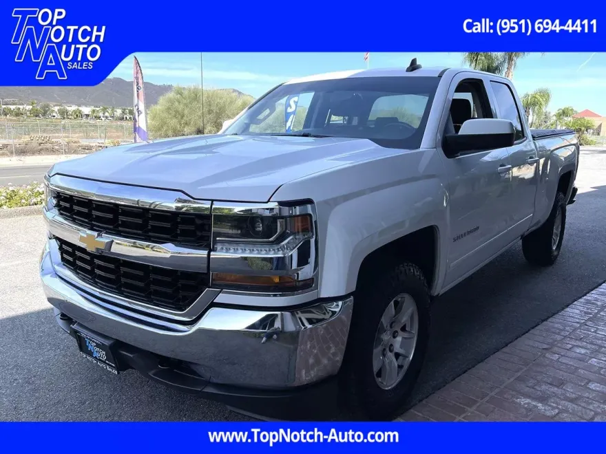 2018 Chevrolet Silverado 1500 LT photo 1