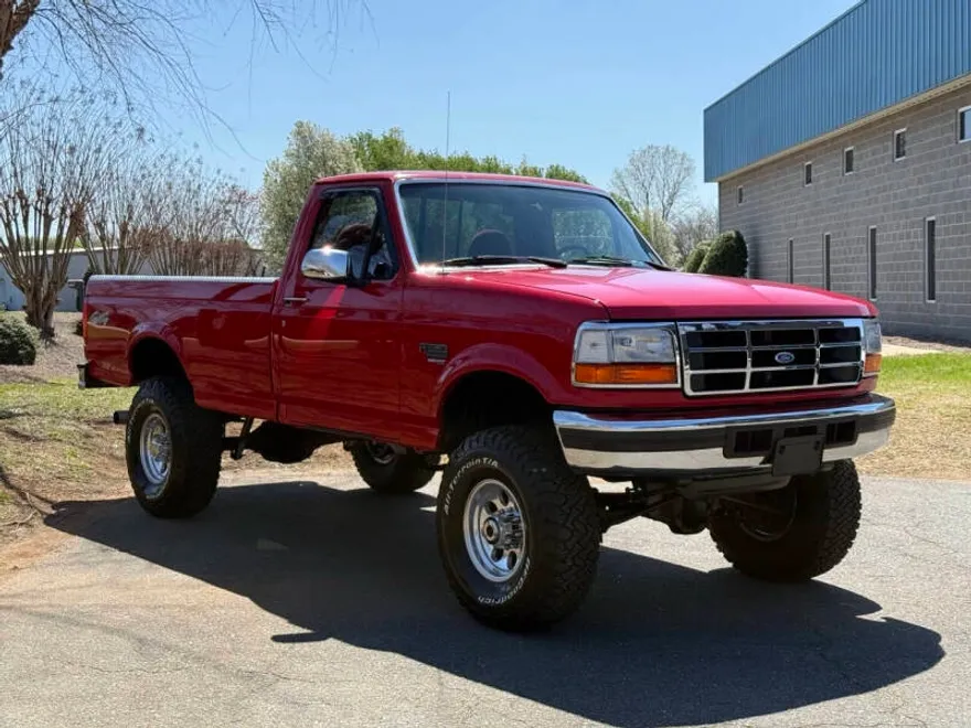 1996 Ford F-250 XL photo 1