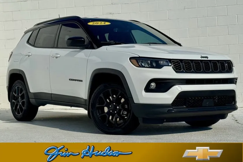 2024 Jeep Compass Latitude photo 1