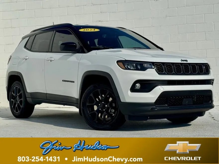 2024 Jeep Compass Latitude photo 1