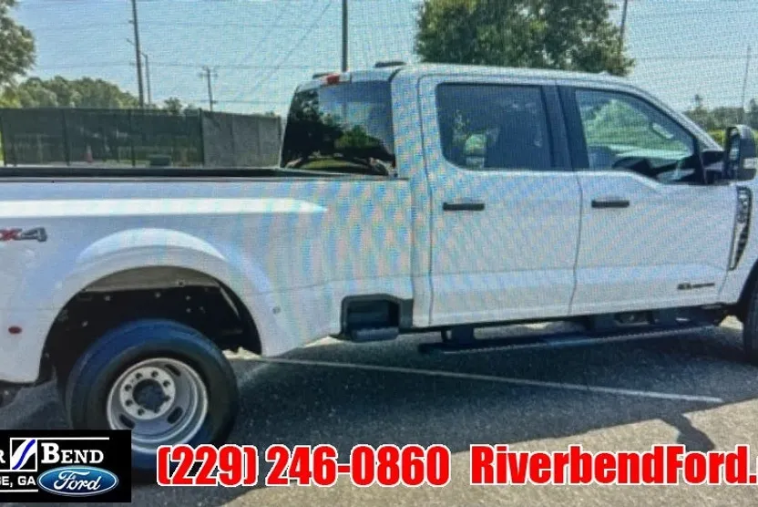 2024 Ford F-350 XLT photo 1