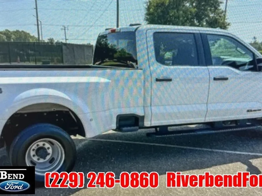 2024 Ford F-350 XLT photo 1