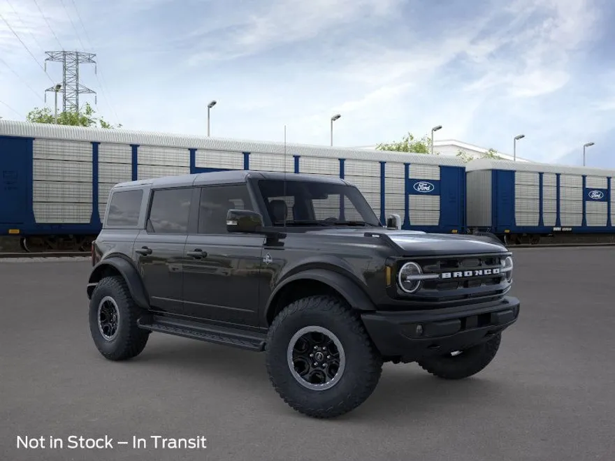 2025 Ford Bronco Outer Banks photo 1