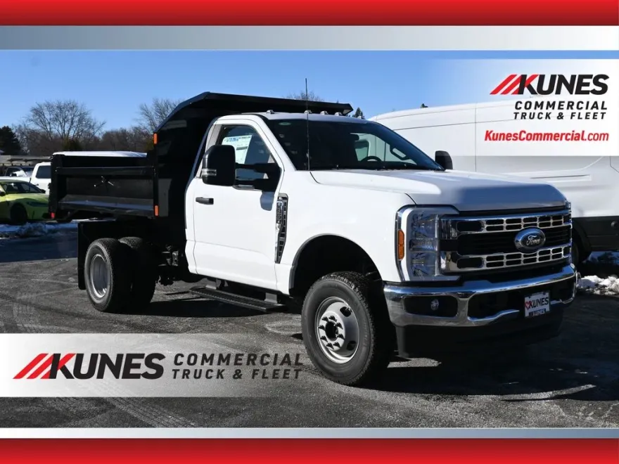 2024 Ford F-350 XL photo 1
