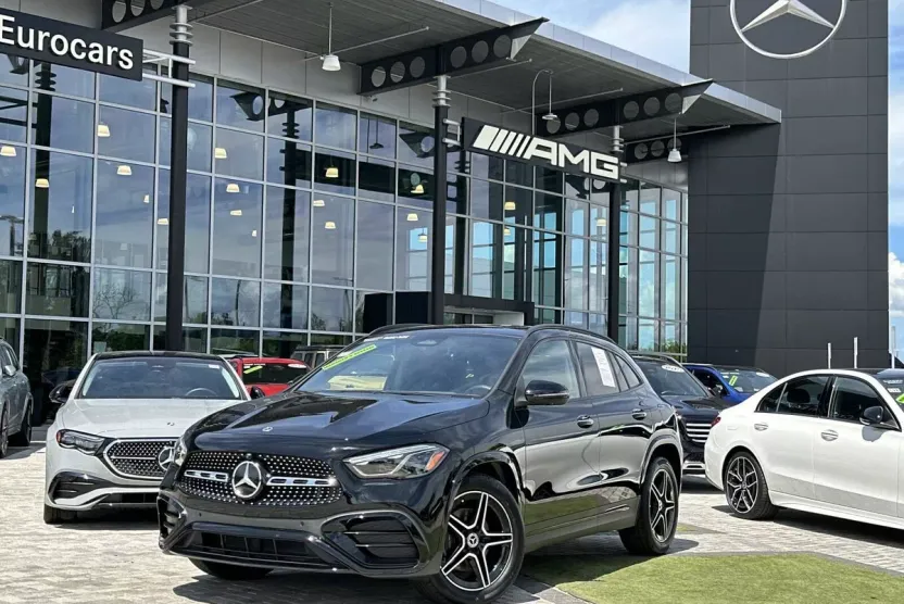 2025 Mercedes Benz GLA 250 photo 1