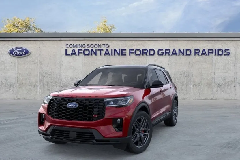 2025 Ford Explorer ST photo 1