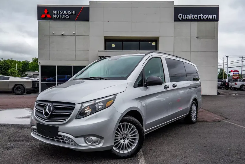 2023 Mercedes Benz Metris photo 1