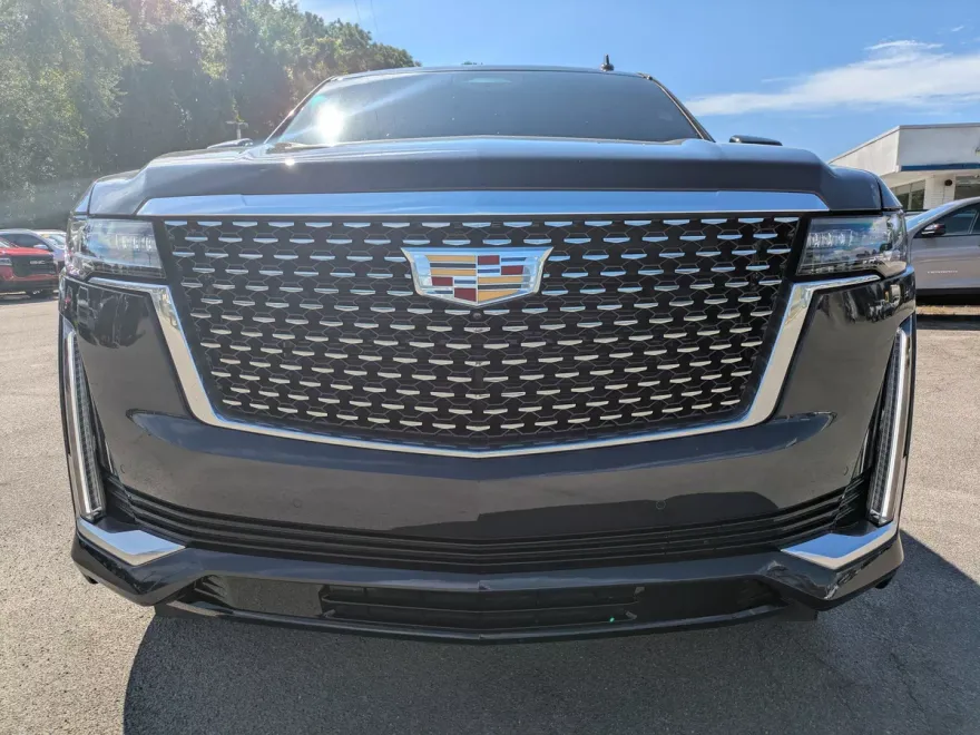 2024 Cadillac Escalade Premium Luxury photo 1