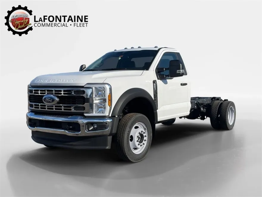 2024 Ford F-550 photo 1