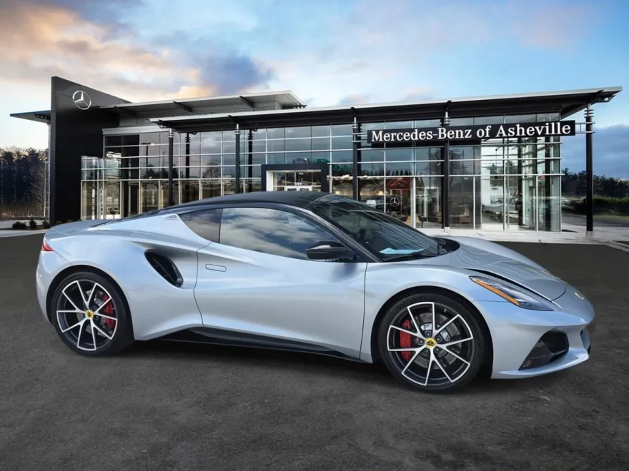 2024 Lotus Emira First Edition photo 1