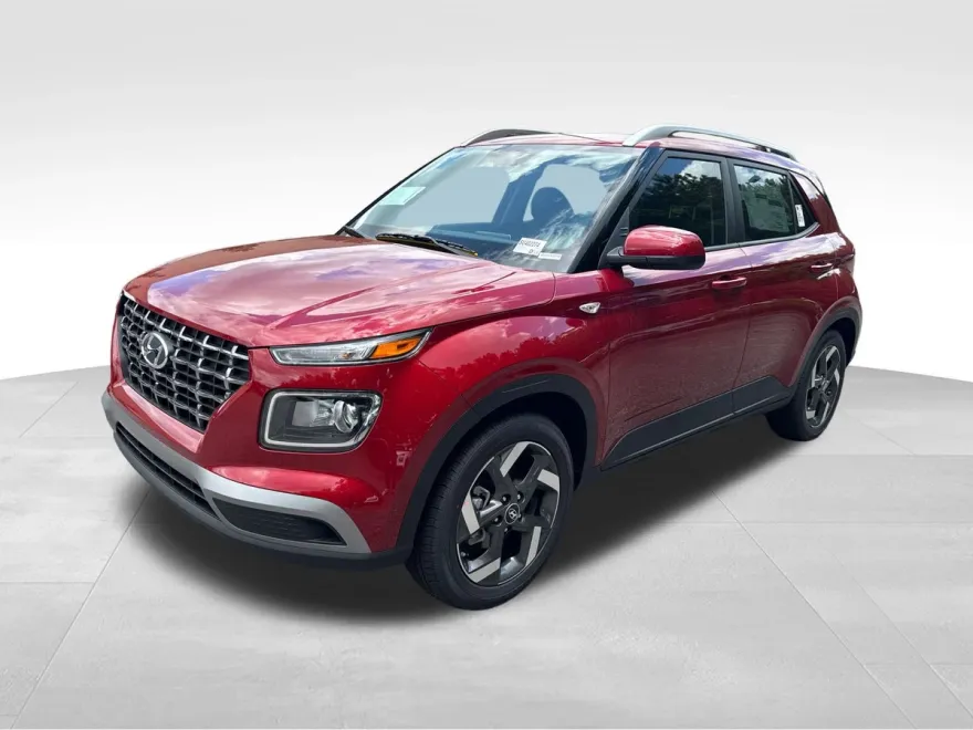 2025 Hyundai Venue SEL photo 1