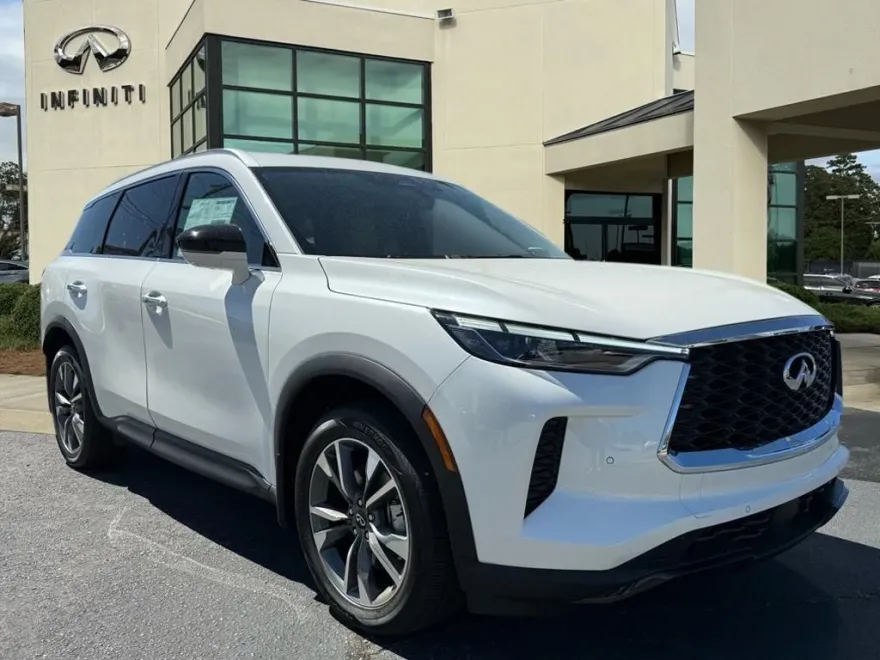 2025 Infiniti QX60 Luxe photo 1