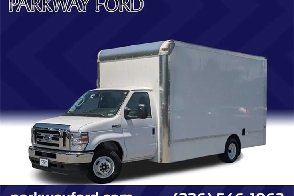 2024 Ford E-350 photo 1