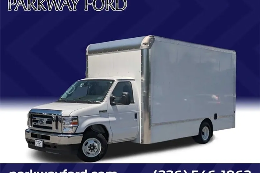 2024 Ford E-350 photo 1
