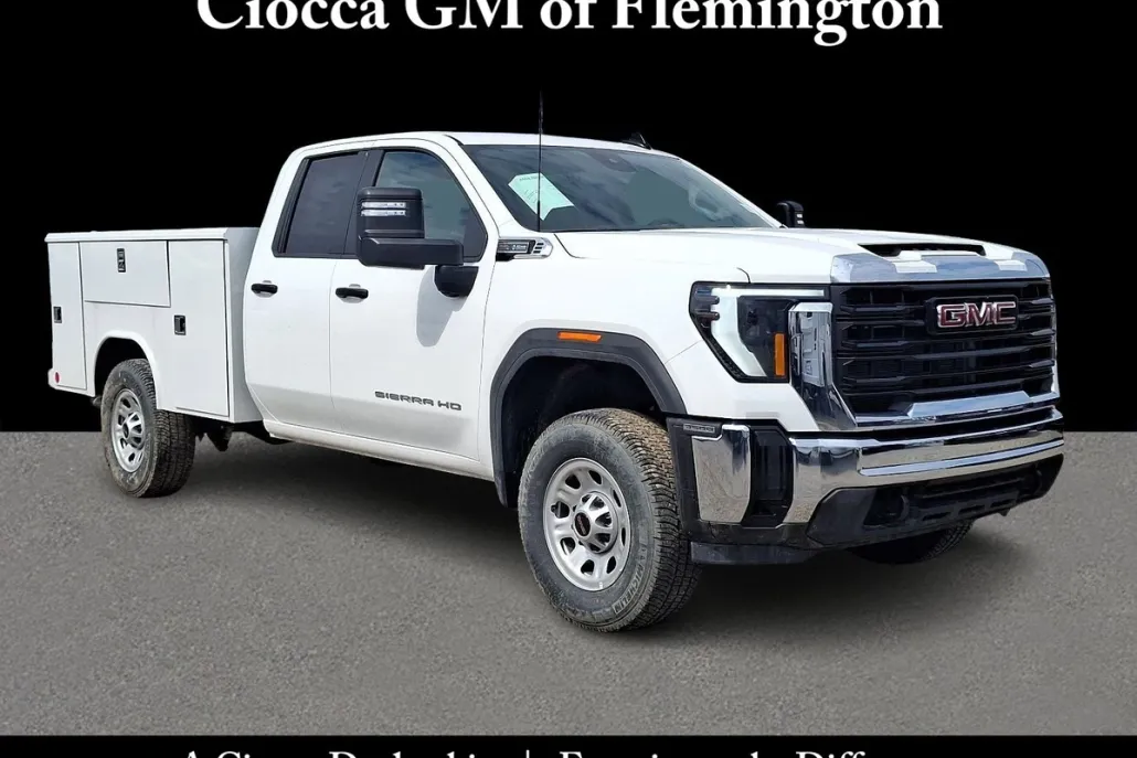 2025 Gmc Sierra 3500 HD Pro photo 1
