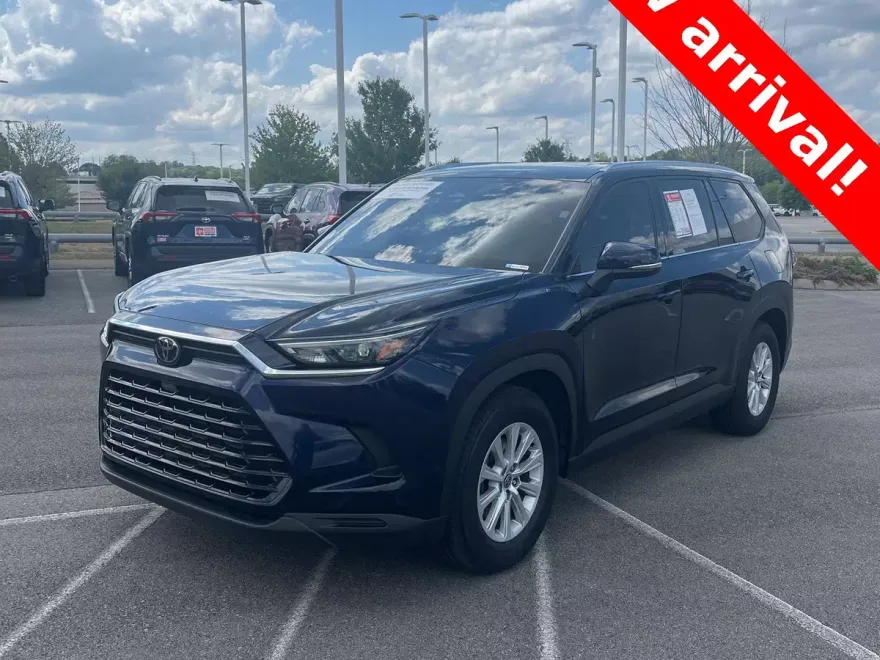 2024 Toyota Grand Highlander XLE photo 1