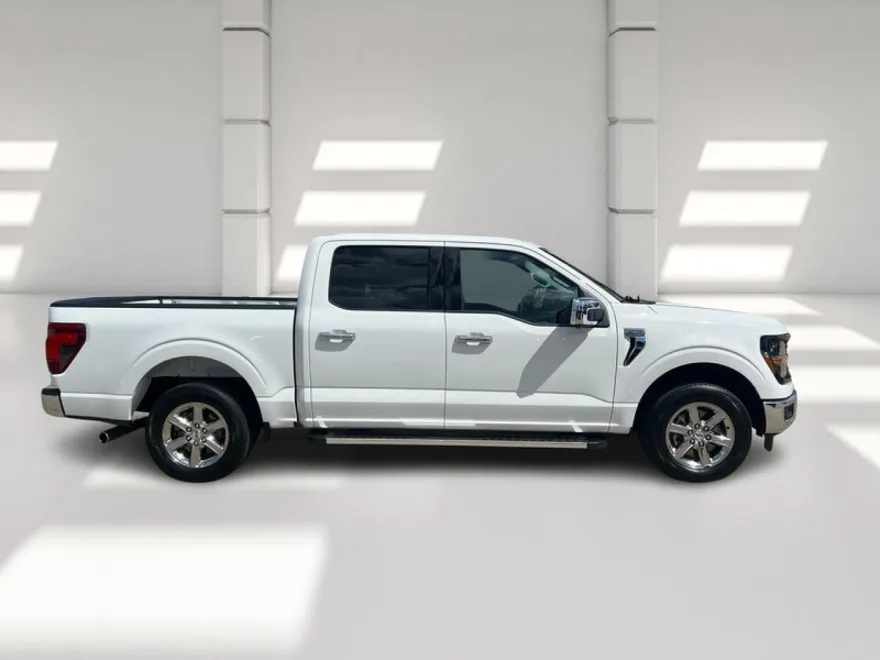 2024 Ford F-150 XLT photo 1
