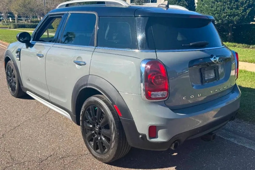 2018 Mini Countryman S ALL4 photo 1