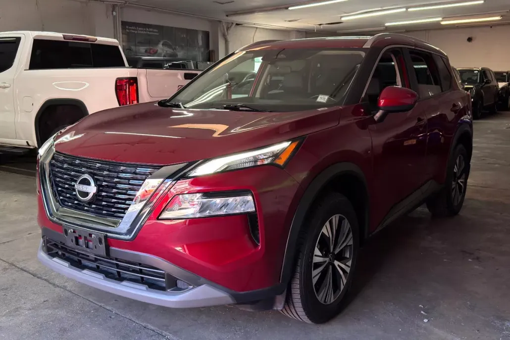 2023 Nissan Rogue SV photo 1