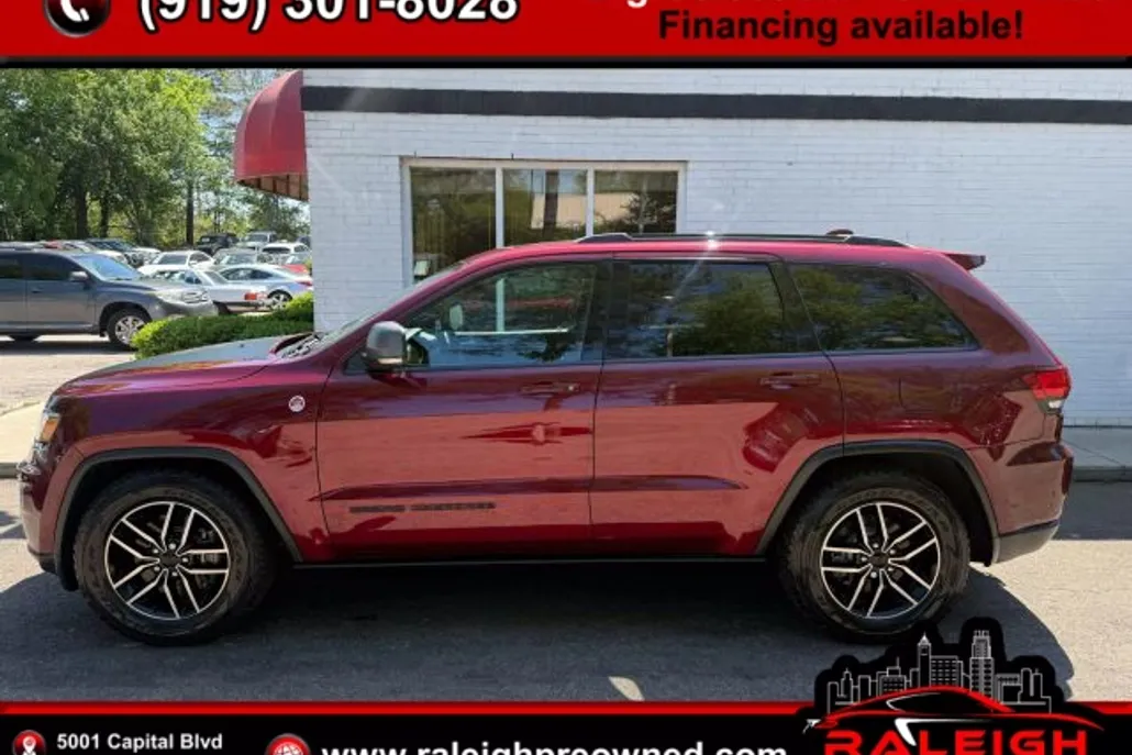 2021 Jeep Grand Cherokee Trailhawk Sport photo 1