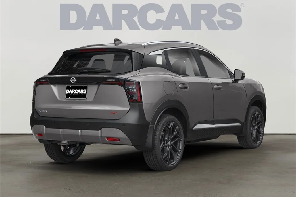2026 Nissan Kicks SR photo 1