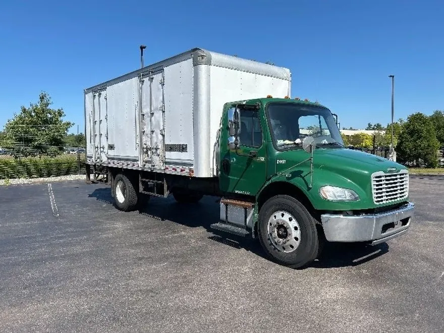 2019 Freightliner M2 106 Medium Duty photo 1