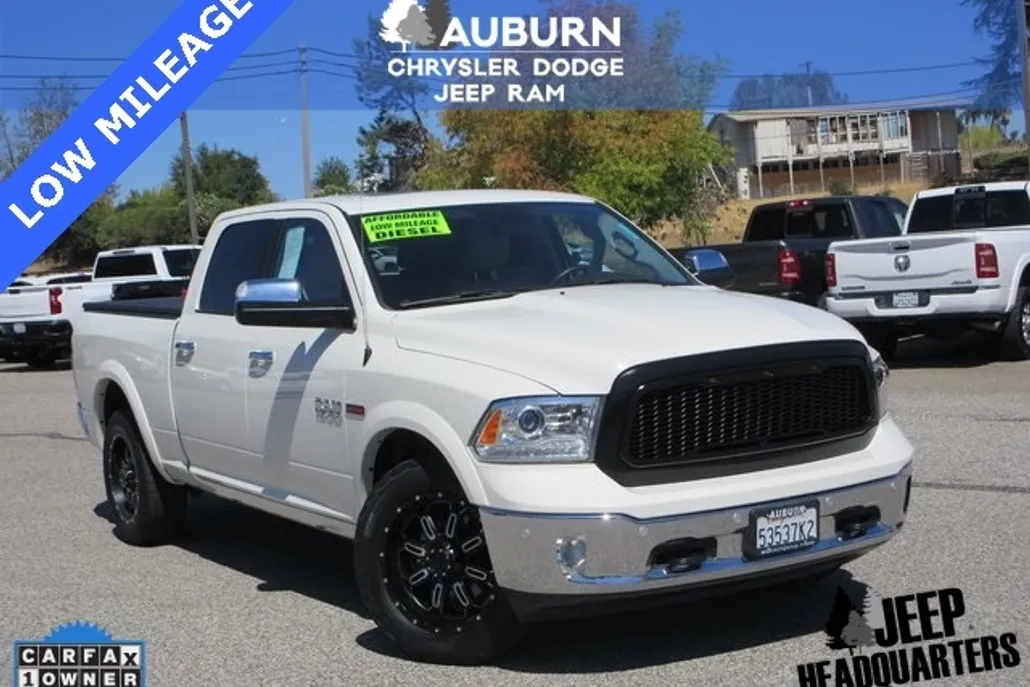 2018 Ram 1500 Laramie photo 1
