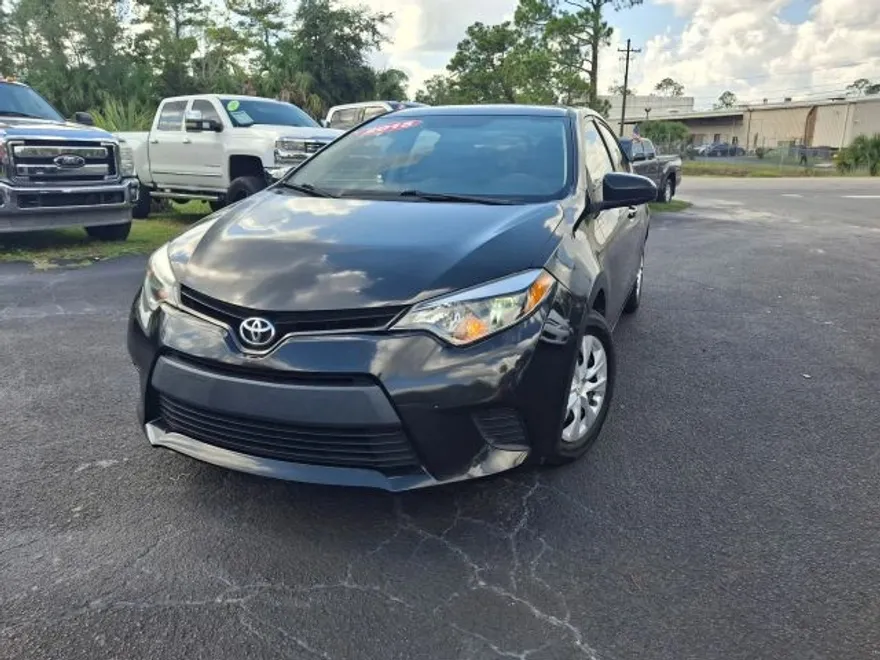 2015 Toyota Corolla L photo 1