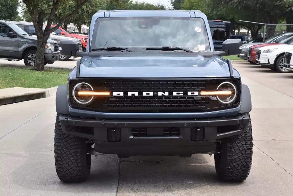2023 Ford Bronco Wildtrak photo 1