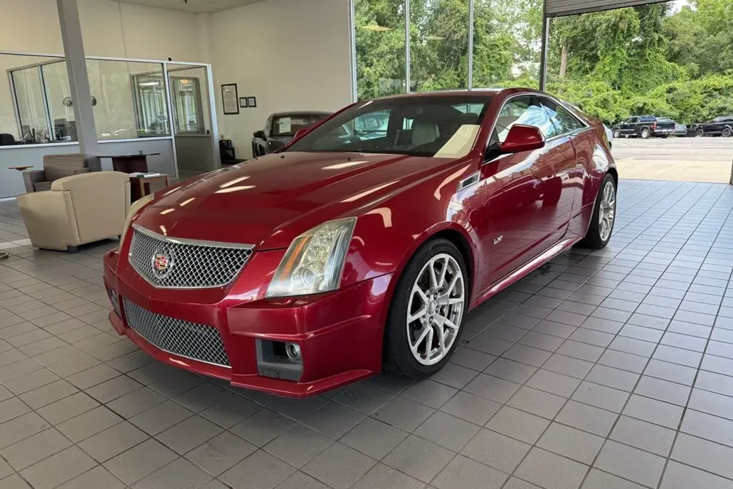 2011 Cadillac CTS V Base photo 1