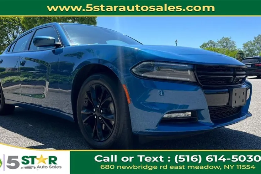2022 Dodge Charger SXT AWD photo 1