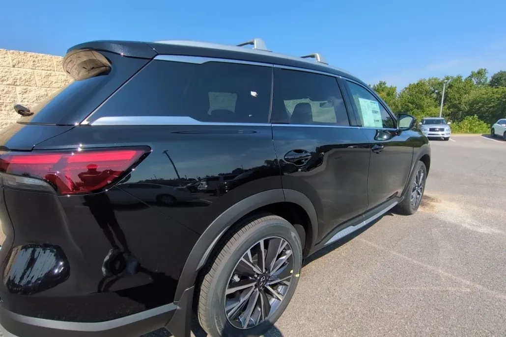2026 Infiniti QX60 Luxe photo 1