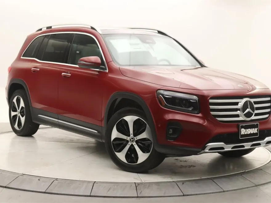 2025 Mercedes Benz GLB 250 photo 1
