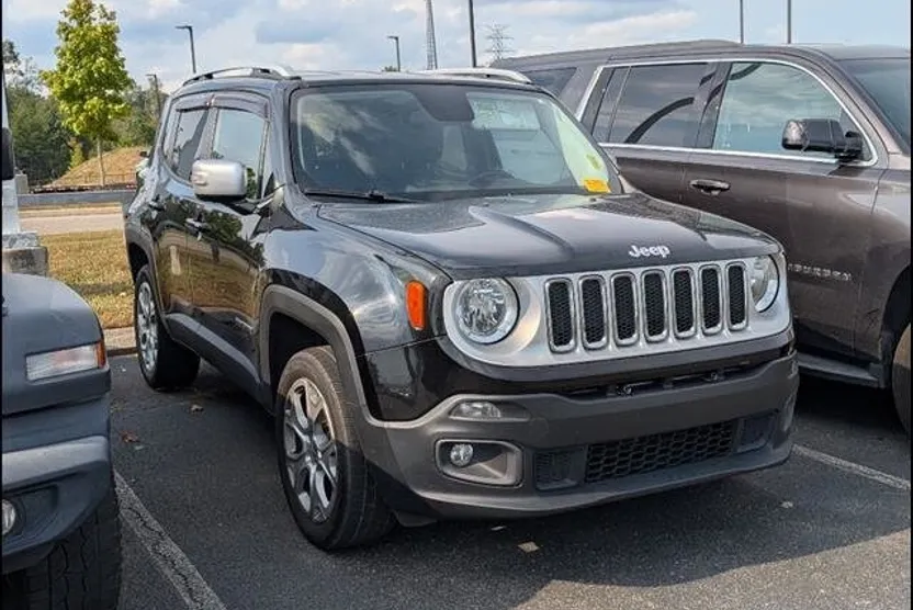 2016 Jeep Renegade Limited photo 1