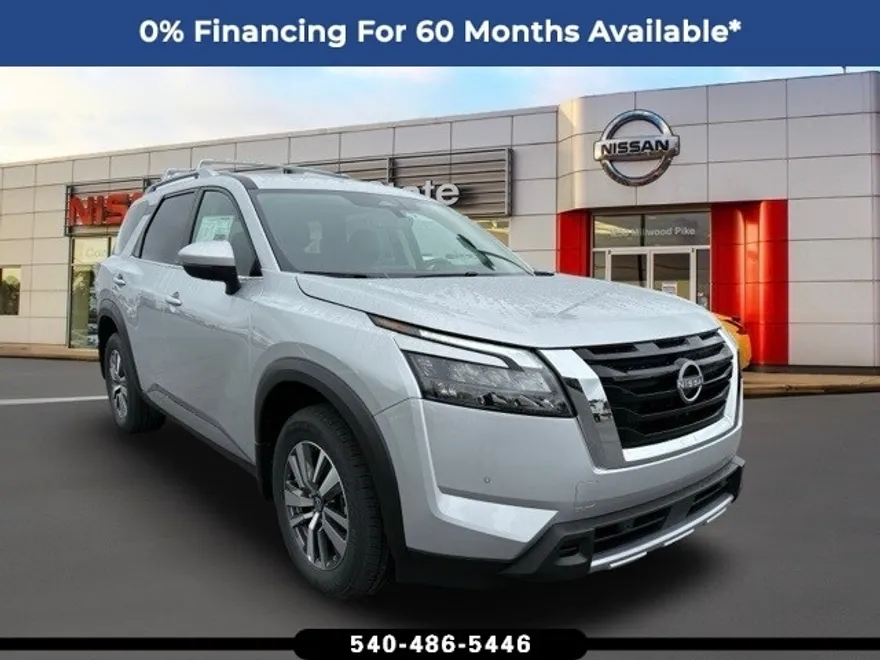 2025 Nissan Pathfinder SL photo 1