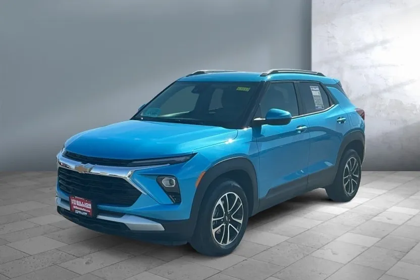 2025 Chevrolet Trailblazer LT photo 1