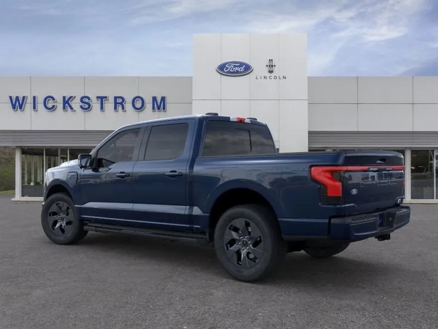 2025 Ford F-150 Lightning Lariat photo 4