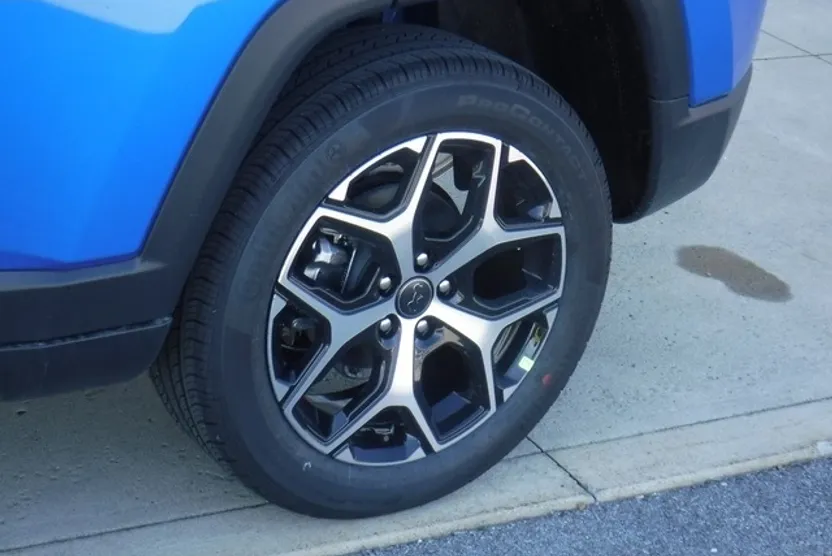 2026 Jeep Compass Limited photo 1