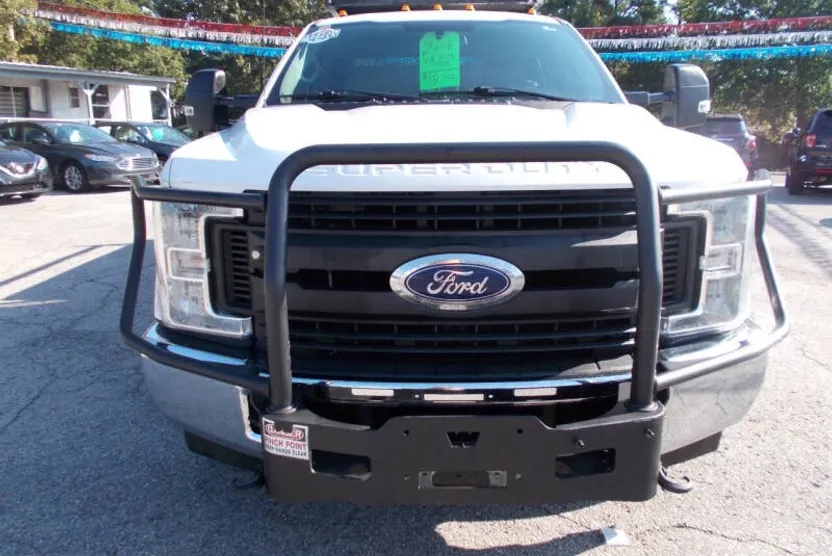 2018 Ford F-350 XL photo 1