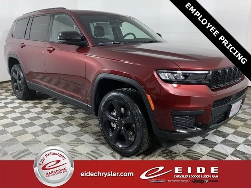 2025 Jeep Grand Cherokee Laredo Altitude X photo 1