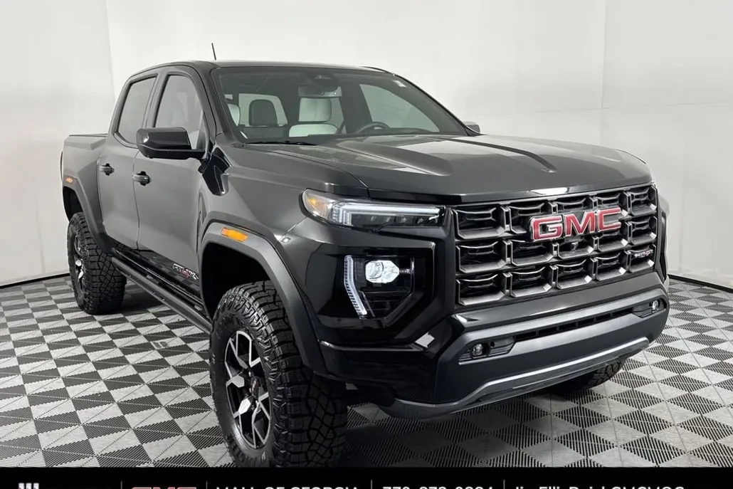2025 Gmc Canyon AT4X photo 1