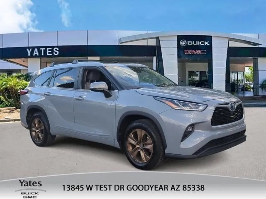 2023 Toyota Highlander Bronze Edition photo 1