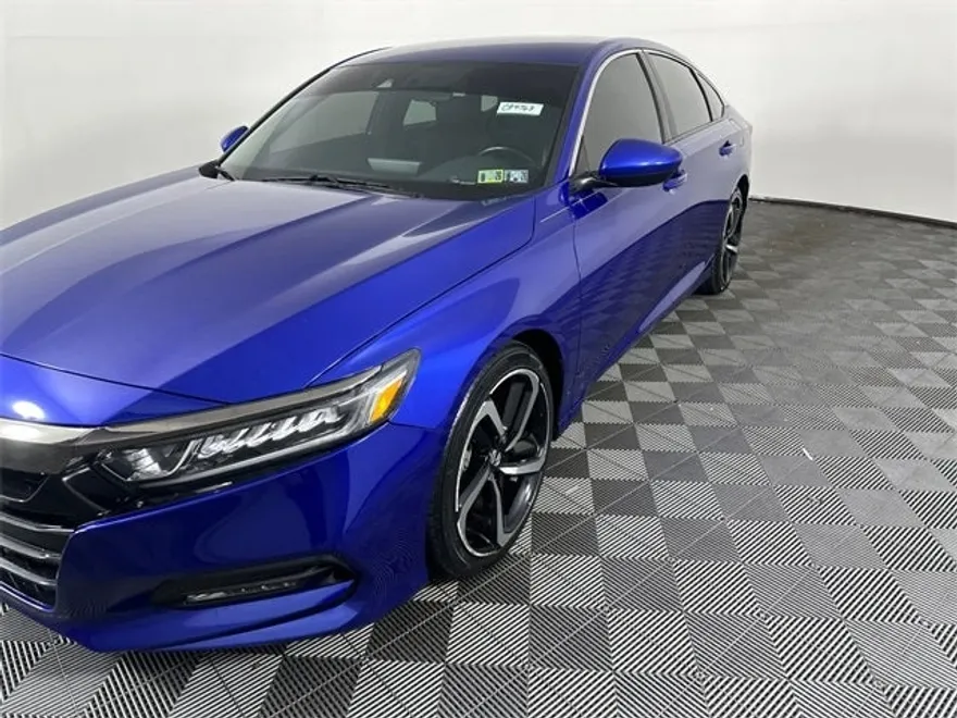 2019 Honda Accord Sport photo 1